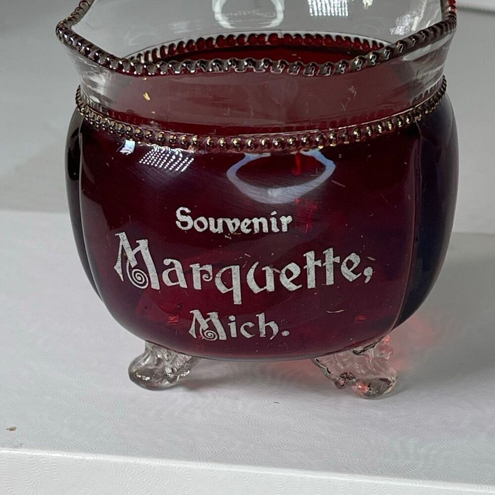 Vintage Souvenir trinket dish beaded rim and base with feet.